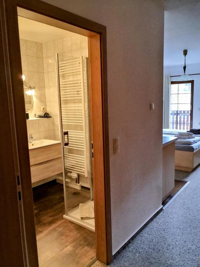 Ferienwohnungen 1 Bis 4 "Pumphut'S Scheune" Lengenfeld  Esterno foto